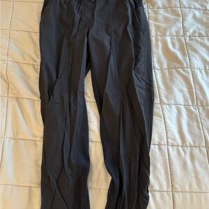 Lululemon women’s sweatpants size 2